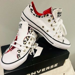 Brand New Converse, White/Red/Cow Print